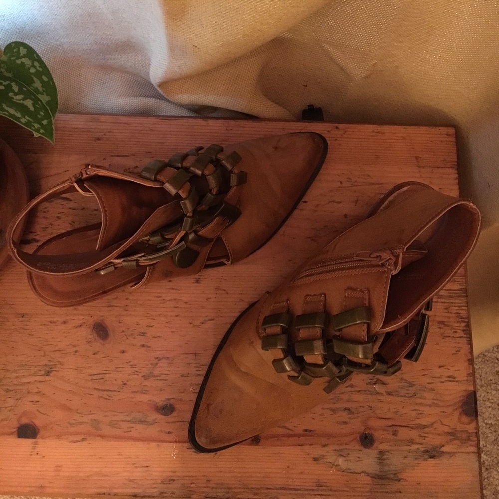 Booties - Picture 5 of 7